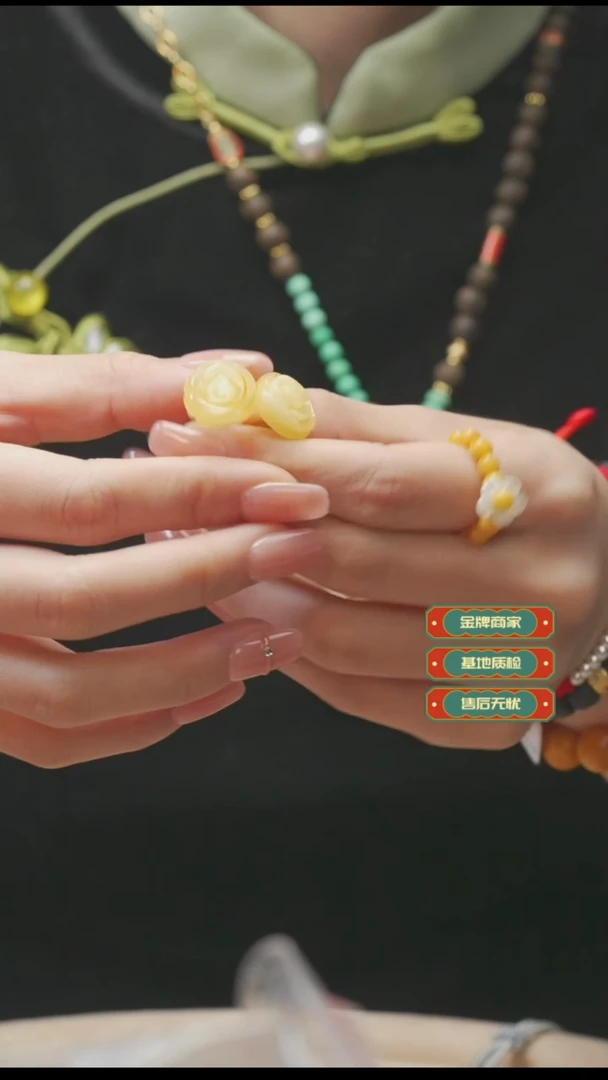 【闪购商品】琥珀裸石未镶嵌19007-蜜蜡牡丹花耳钉