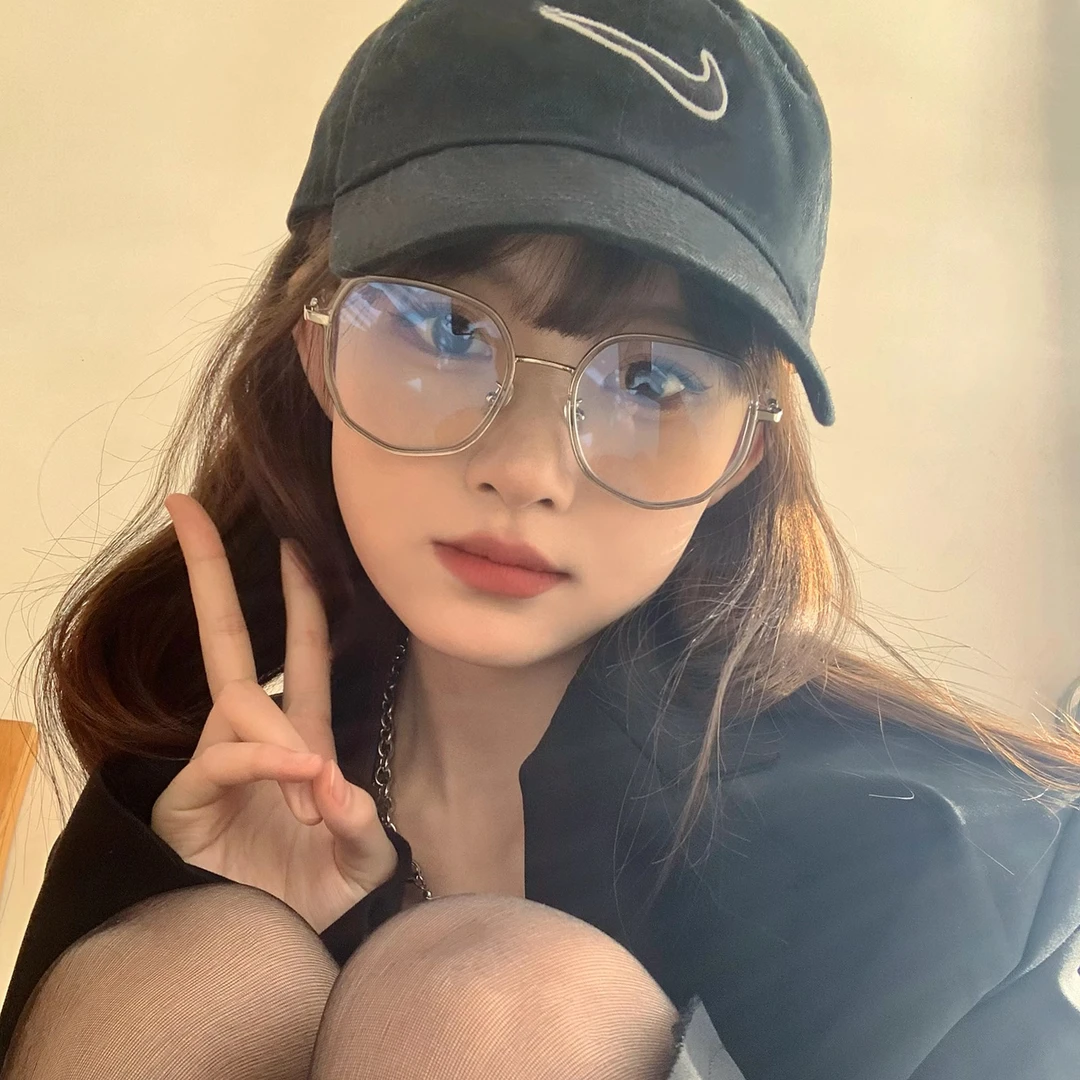 小红书款透明灰眼镜框女近视方圆脸素颜防蓝光辐射平光镜男高级感