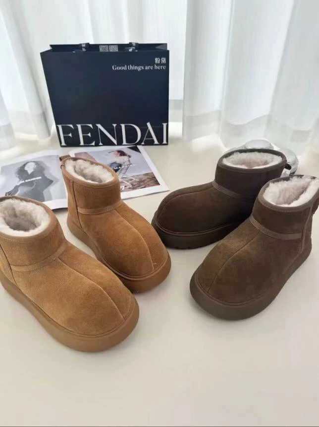 【薇薇绮】冬季加绒雪地靴磨砂皮加厚短靴 W942