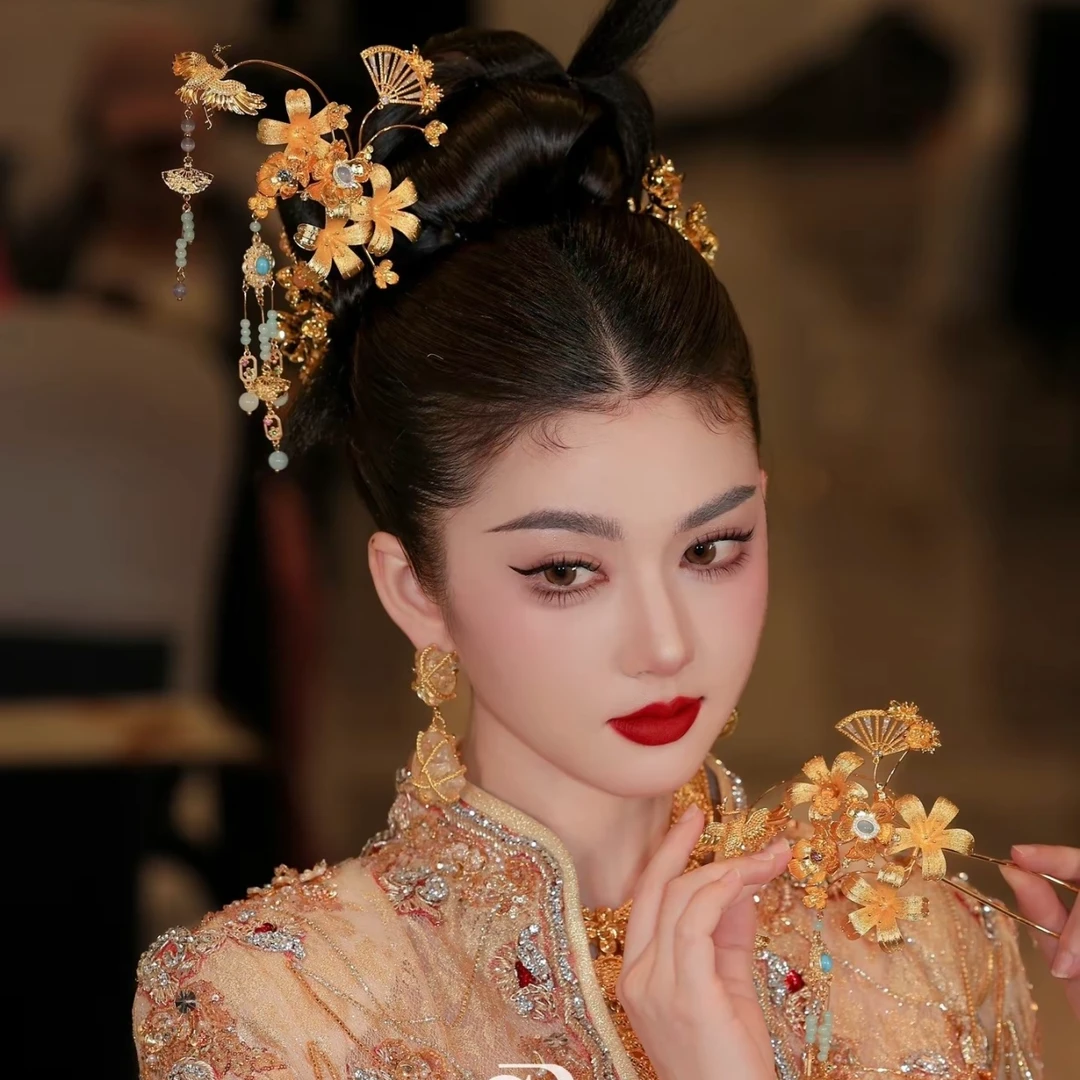 合金仿水晶婚庆饰品 新款发饰11534金色国风精美款百搭