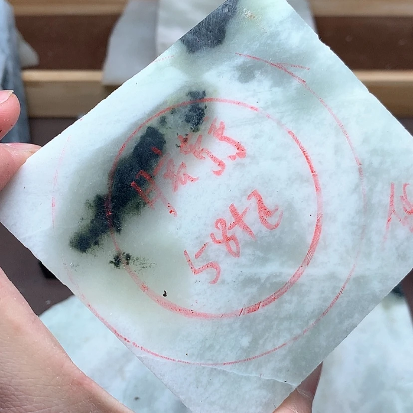 「闪购商品」独山玉珠宝半成品未镶嵌月**弯加工定制