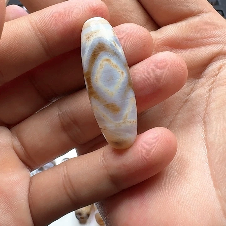 玛瑙/玉髓珠宝半成品未镶嵌用****1