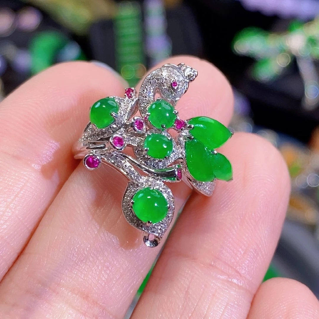 翡翠戒指18K金镶嵌签收后24小时鉴赏期