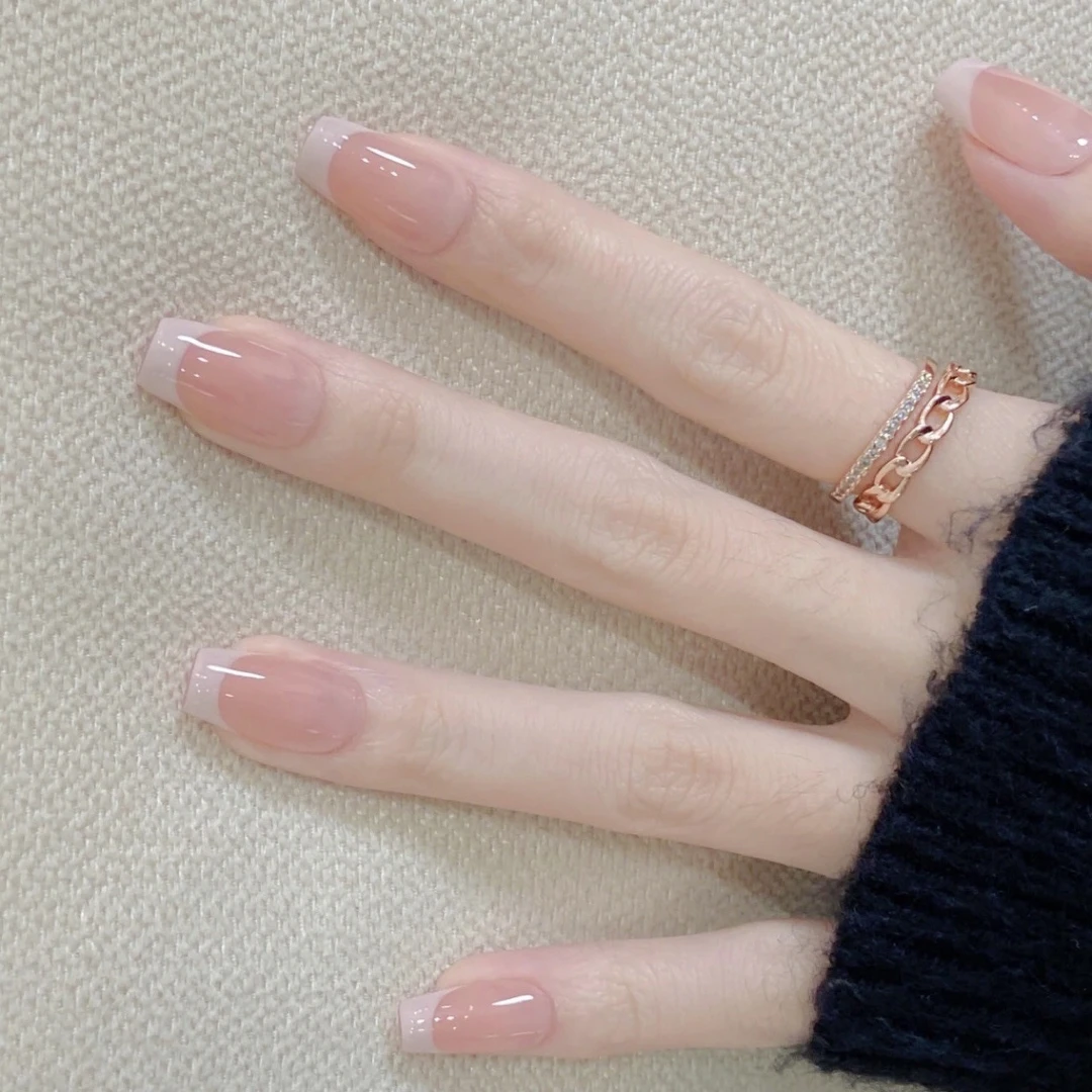 M273简约百搭显白法式可拆卸穿戴美甲