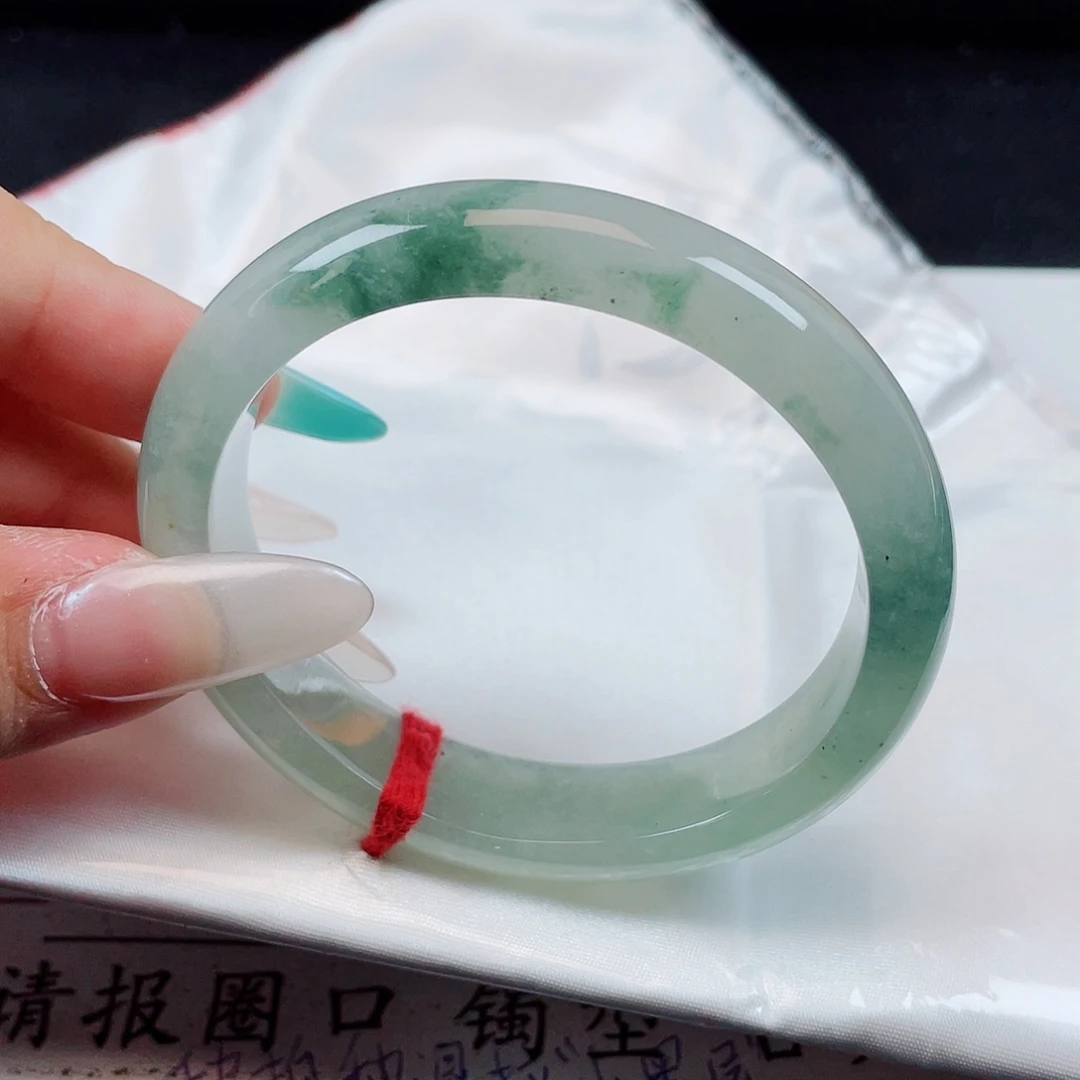 翡翠手镯（贵妃镯）未镶嵌37号