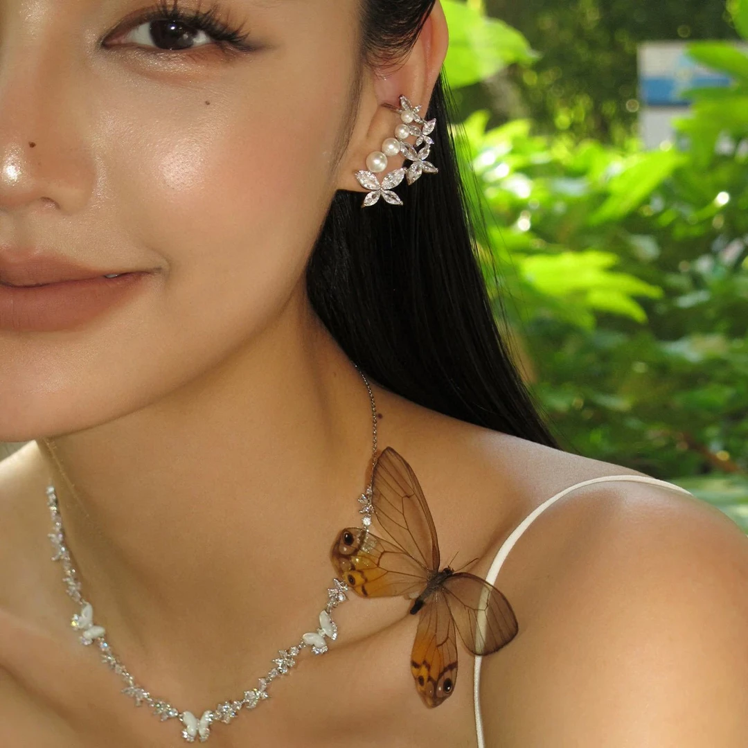 铜合金莫桑石耳饰 Boonlai 大货珠珠蝴蝶镶钻单只耳扣1859