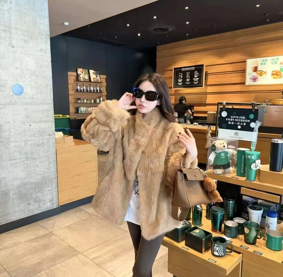 La妹2024秋冬新款巴黎经典知性时尚高端大气兔毛外套