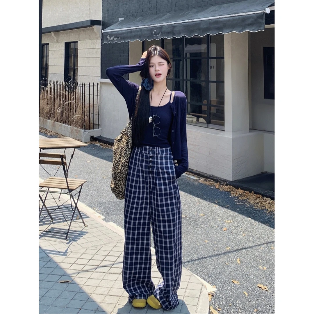 休闲藏青色修身吊带女防晒针织衫2024早秋复古格子阔腿长裤三件套