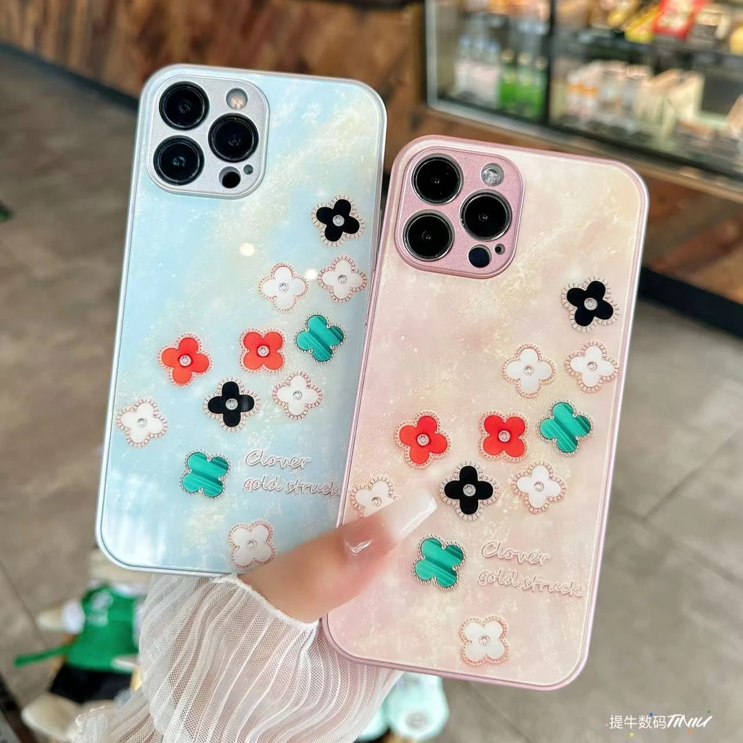 苹果/华为/荣耀/OPPO/VIVO 潮流金属四叶草金属漆钢化玻璃手机壳