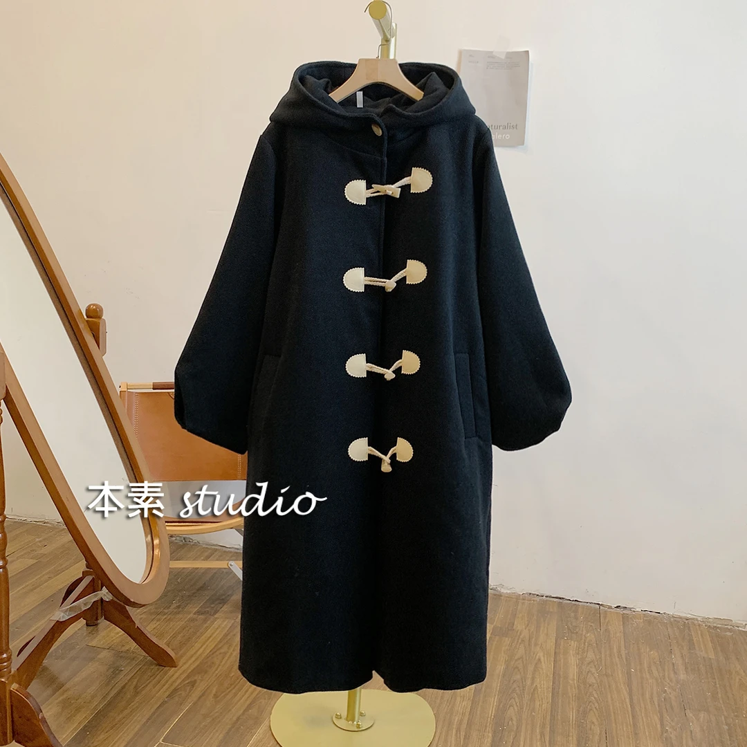 千颂伊C1273纯色牛角扣连帽毛呢厚外套