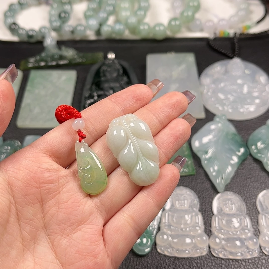 【闪购商品】翡翠颈饰未镶嵌邮****.