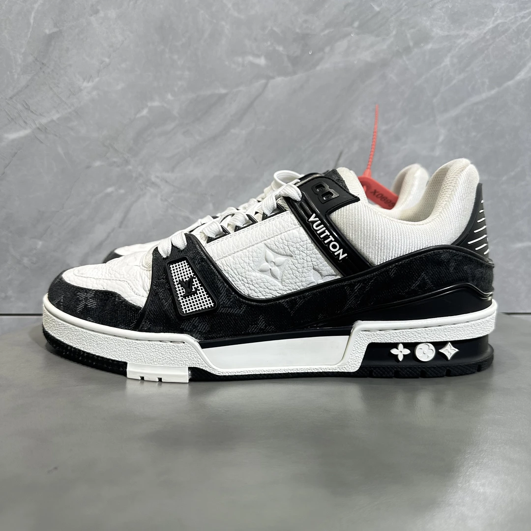 40.5码 LV 路易威登 正品 trainer 熊猫 黑白 低帮板鞋