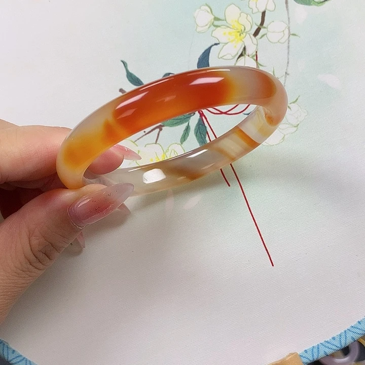 玛瑙/玉髓手镯未镶嵌