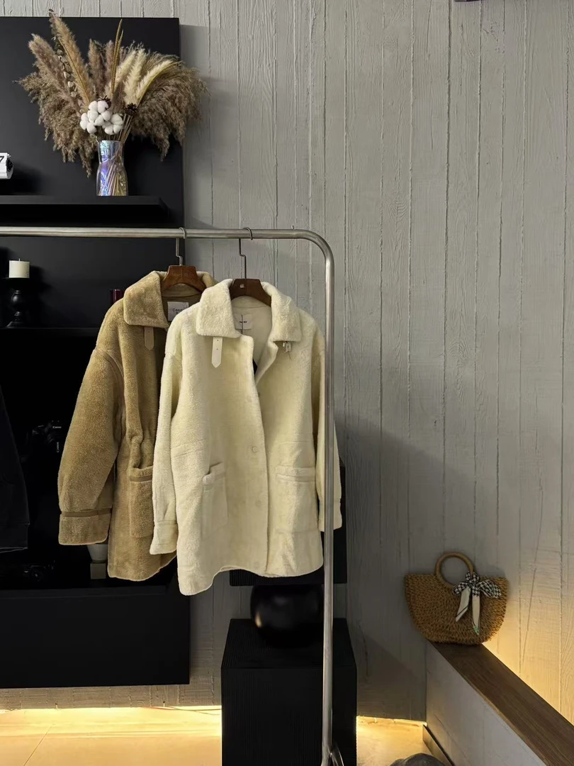 小妳XiaoNi———（冬款毛毛外套2140180）