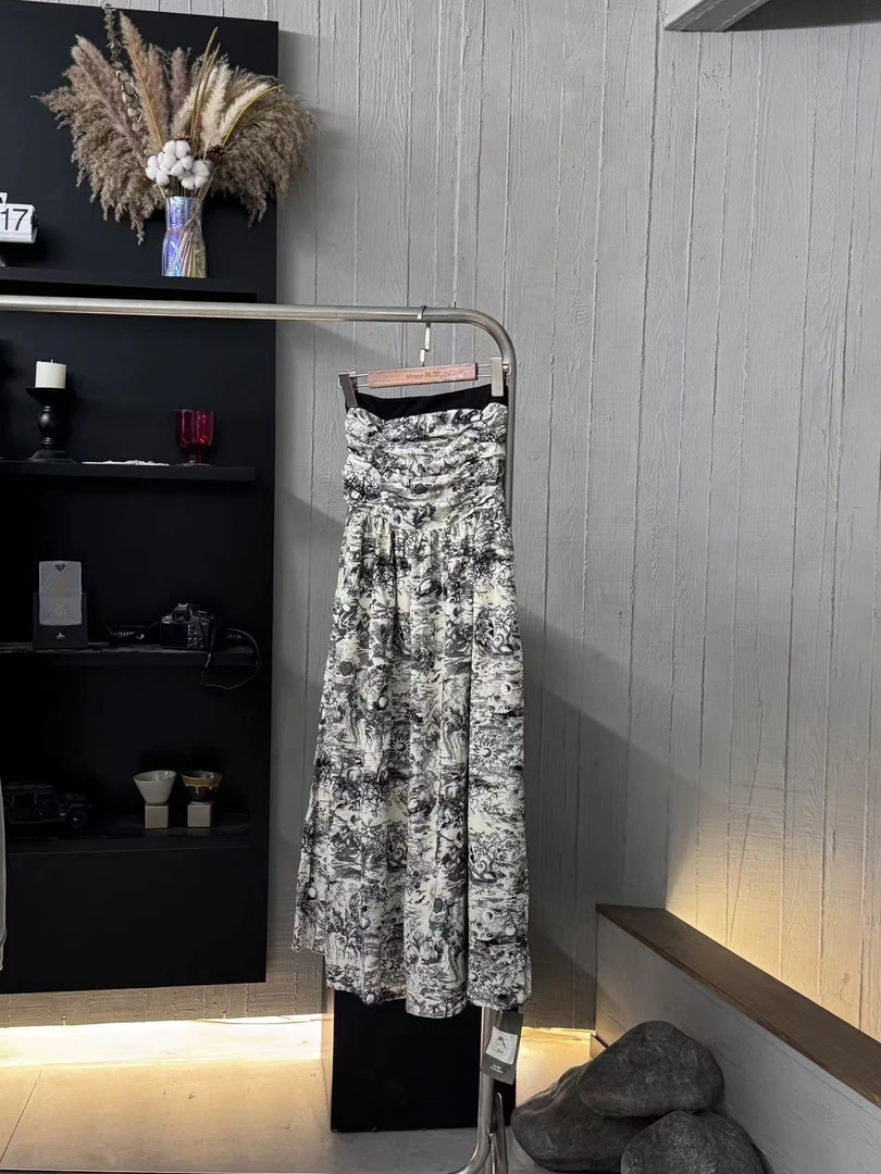 小妳XiaoNi———（夏款抹胸连衣裙1320398）