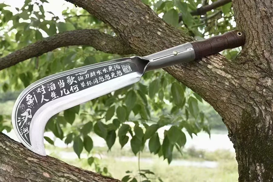 龙泉手工锻打一体家用柴刀园艺用具