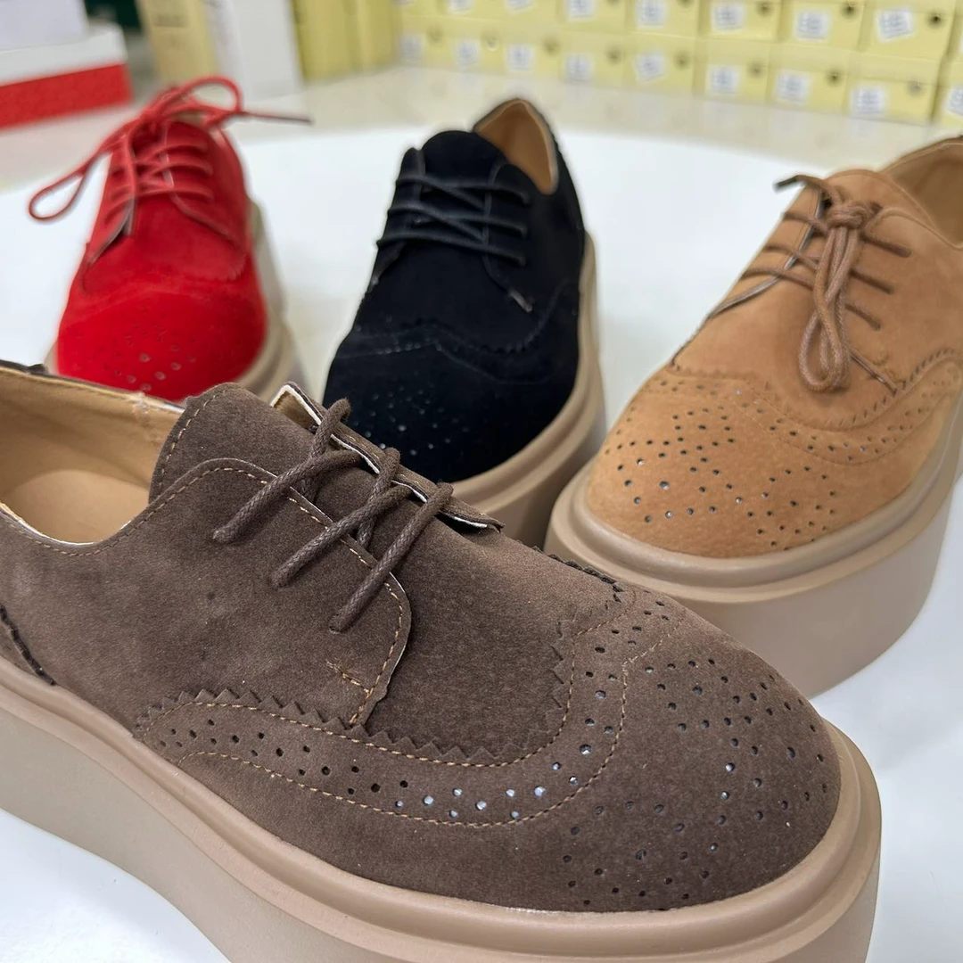 《新疆包邮》时尚百搭女士复古厚底低帮圆头系带 366