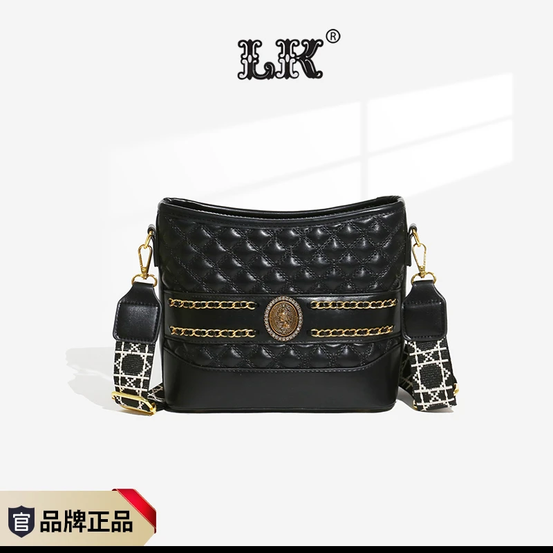经典秋冬时尚新款潮流简约休闲单肩斜挎水桶包038