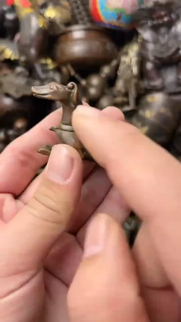 【闪购商品】青铜小窝狗