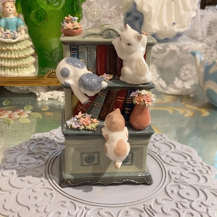 摆件0281骨瓷书柜猫咪摆件