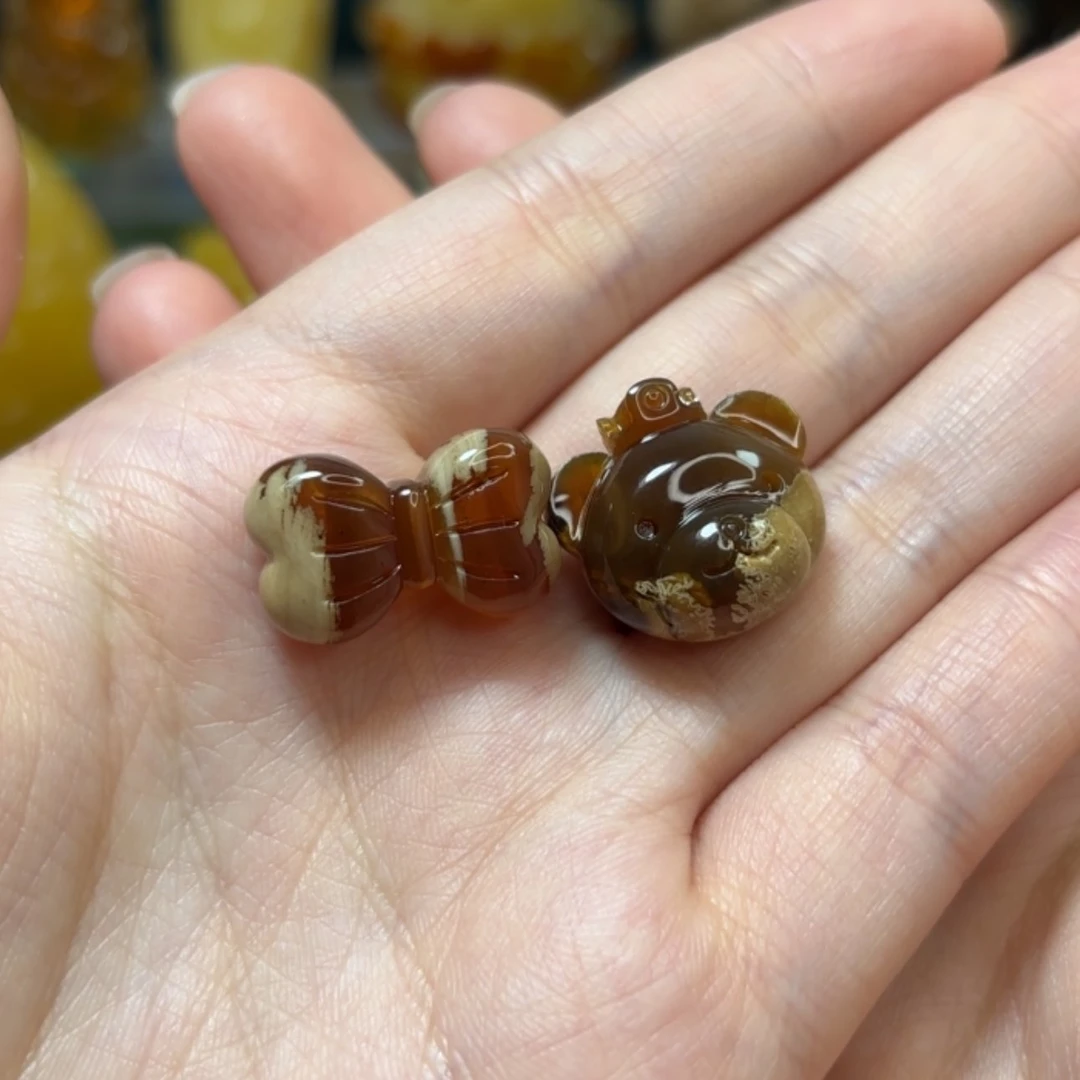 【闪购商品】琥珀裸石未镶嵌