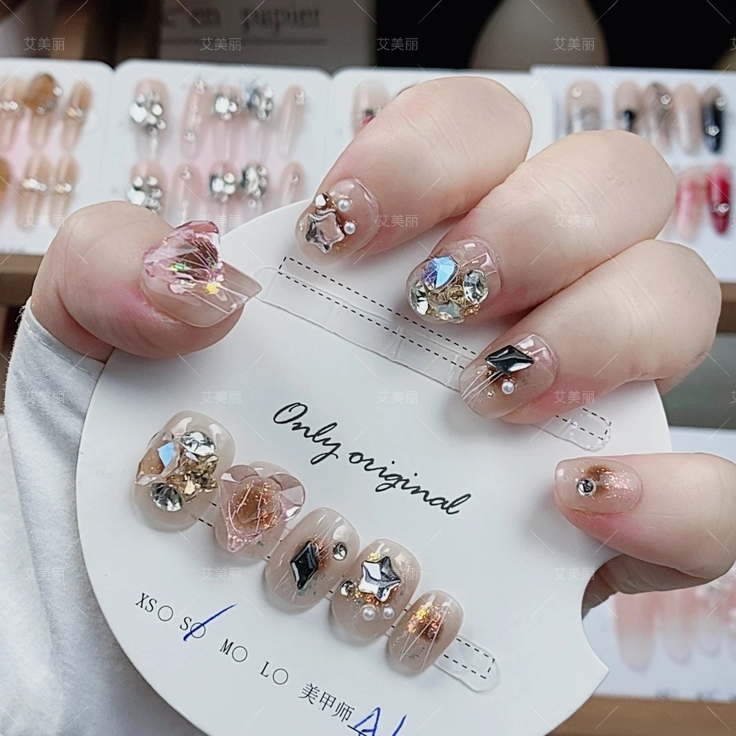 高级感纯手工穿戴甲短款显白美拉德秋日绚烂超爆闪百搭可重复使用