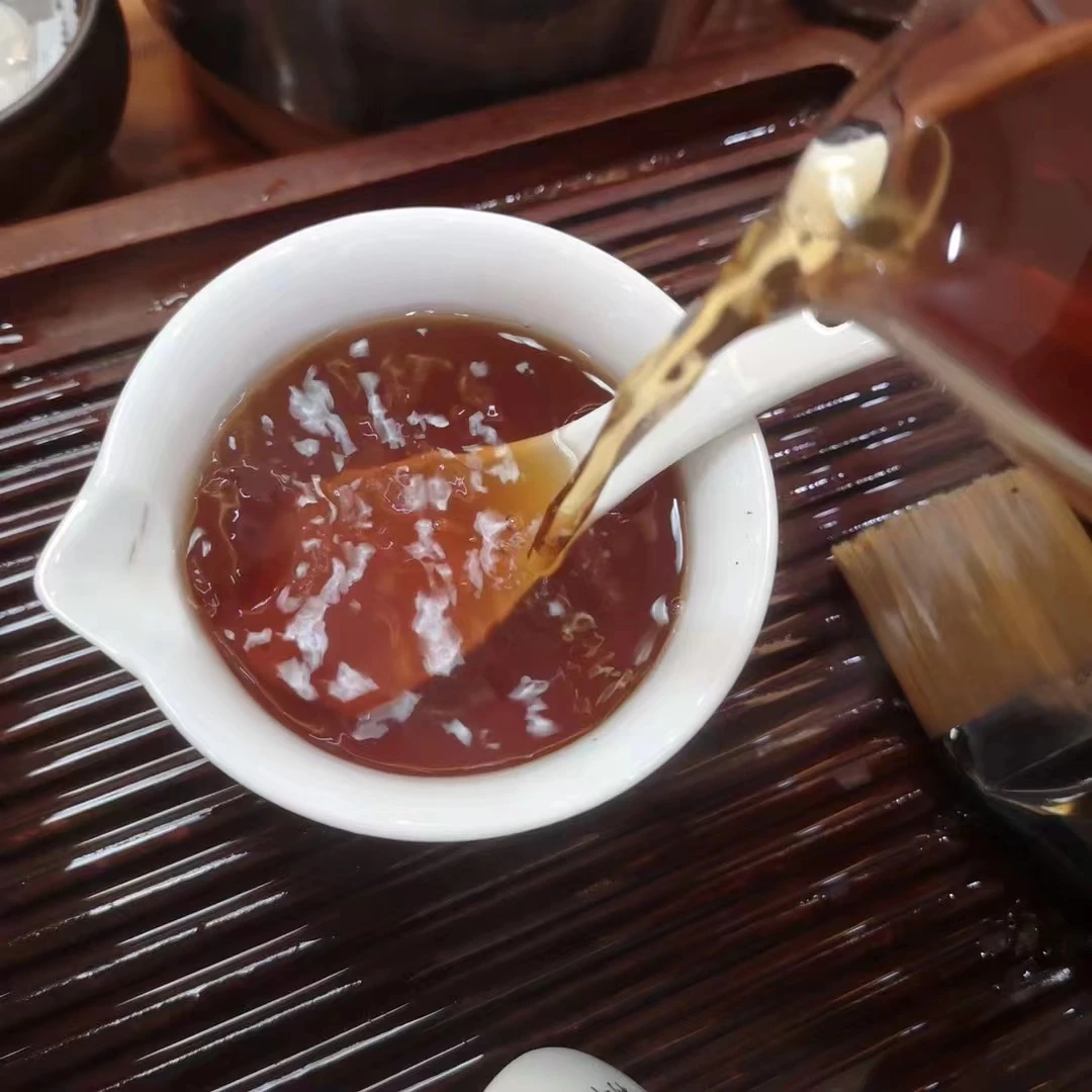 随机发两泡武夷岩茶