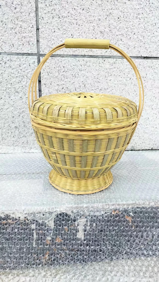 纯手工制作精编手提篮子带盖子收纳筐（高20公分宽23公分）