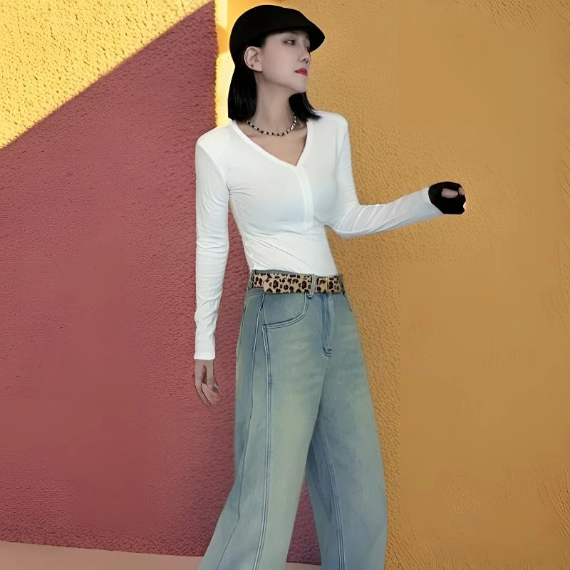 秋冬季时尚气质短款加磨毛设计感V领打底衫3271