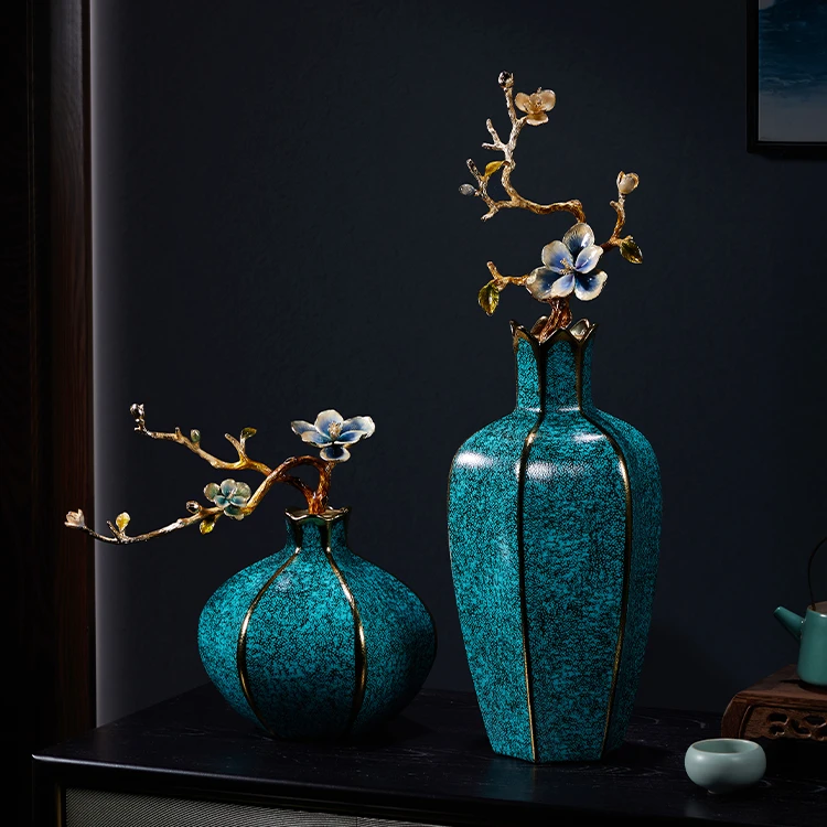 珐琅彩花瓶摆件奢华蓝色梅花合金简约大气新中式创意陶瓷高档玄关