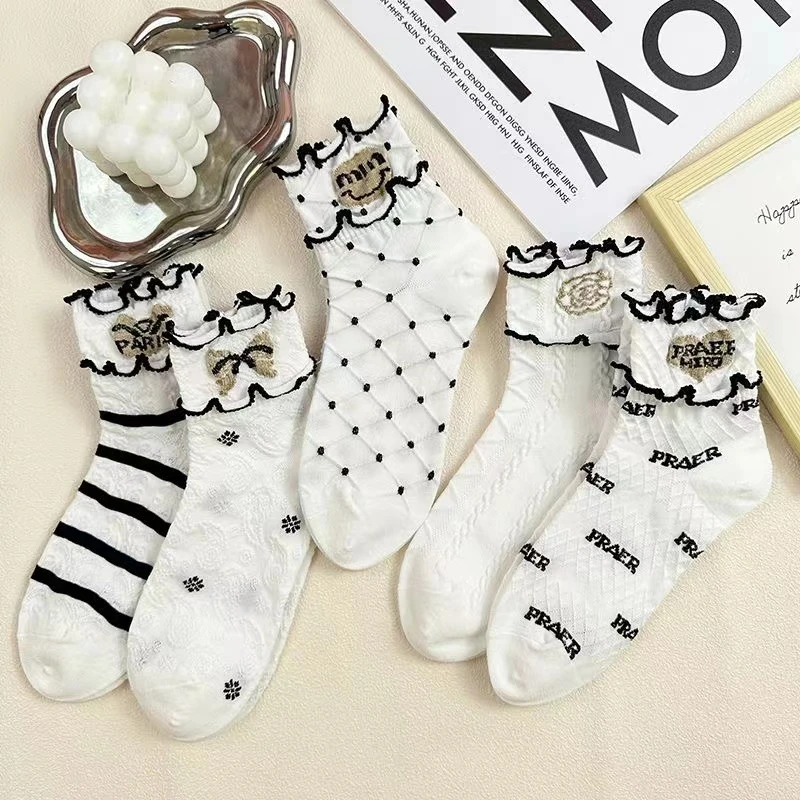 黑白色卡通袜子女短袜ins潮百搭春夏季木耳花边薄款透气中筒袜