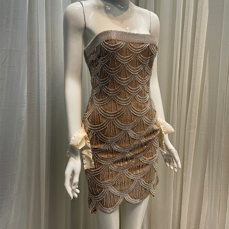 23年春夏新款性感辣妹抹胸重工亮片小礼服高级感生日聚会连衣裙