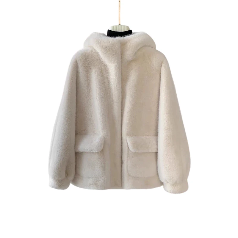 2024抖音网红小熊耳朵新款时尚大白熊外穿保暖中长外套女士加厚