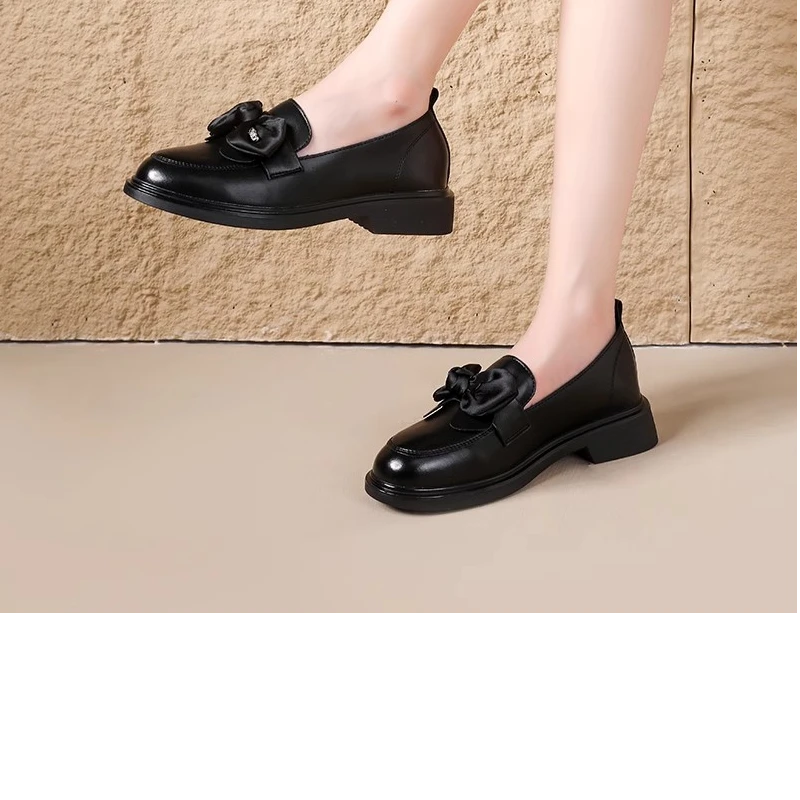 真皮软底平底小皮鞋中年妈妈鞋皮鞋女中老年乐福鞋单鞋女鞋