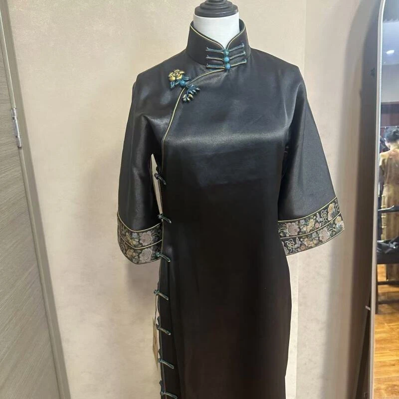 LAOSHECAIFENGPU/老舍裁缝铺Qp-30366黑色大皮子经典旗袍