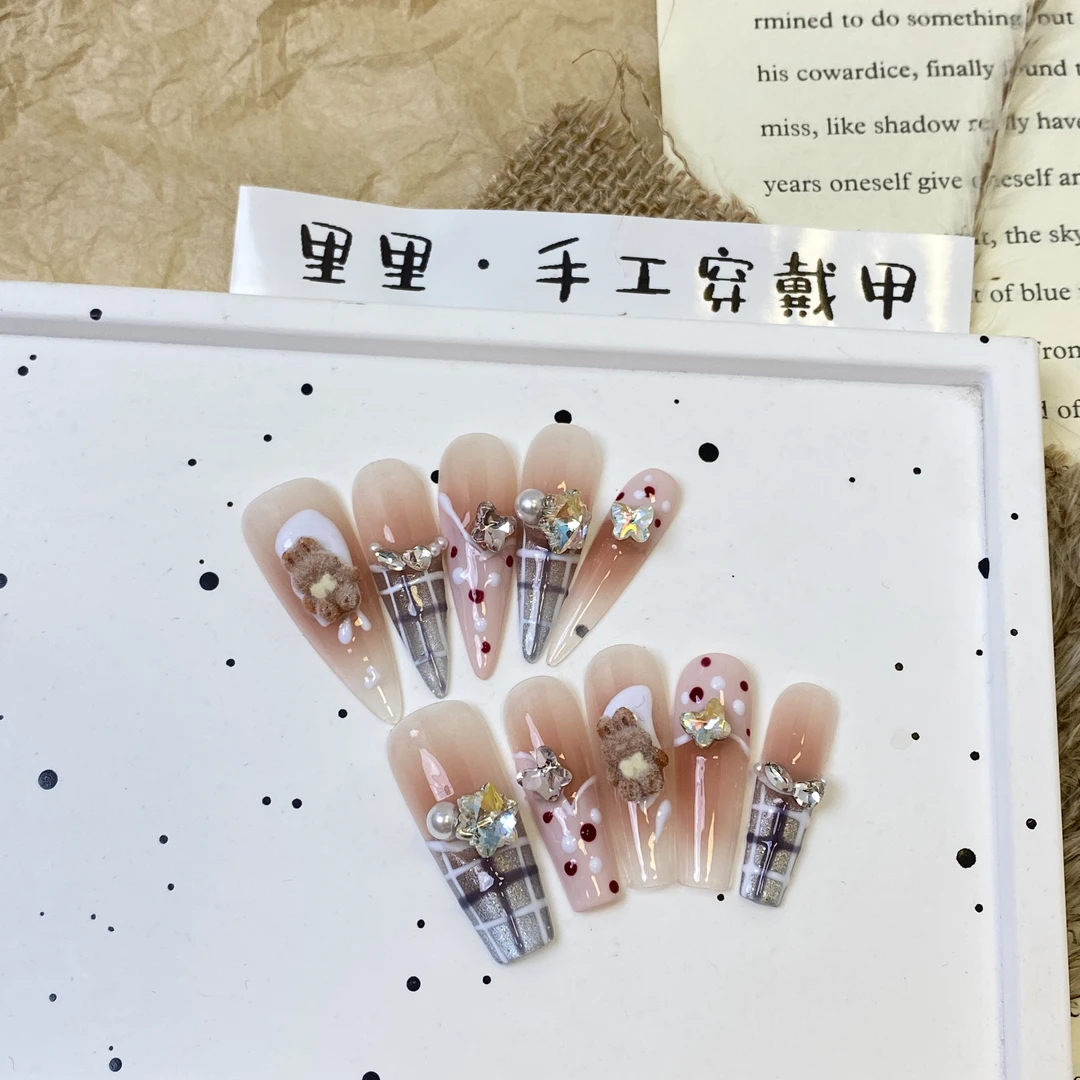 【魔女宅急便】长尖长梯纯手工穿戴甲甜妹可爱植绒小熊手绘显白款G