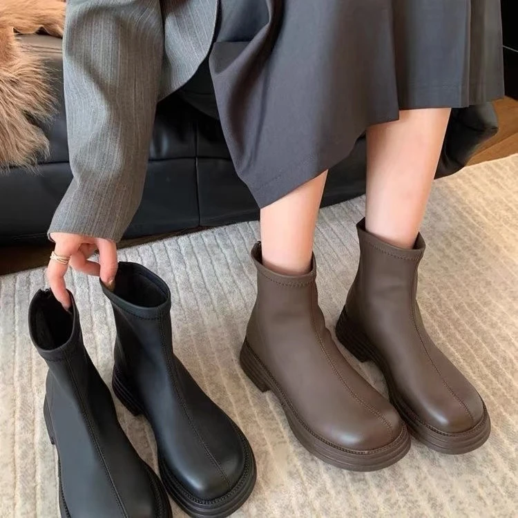 B字底瘦瘦靴英伦时尚短靴女网红百搭厚底英伦风平底韩版弹力秋冬