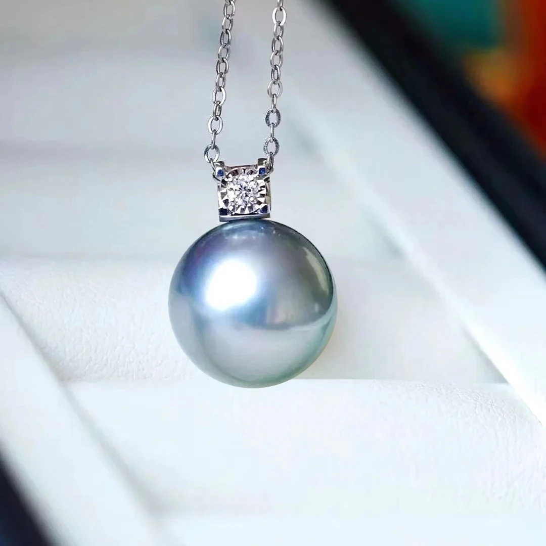 【鱼先生】170号精选天然海水气质18k金大溪地铂金灰珍珠吊坠戴妃款