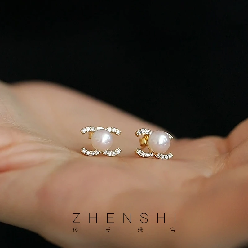 珍氏珠宝 天然淡水珍珠耳钉女款 S925银小香风轻奢耳环耳饰(双C)