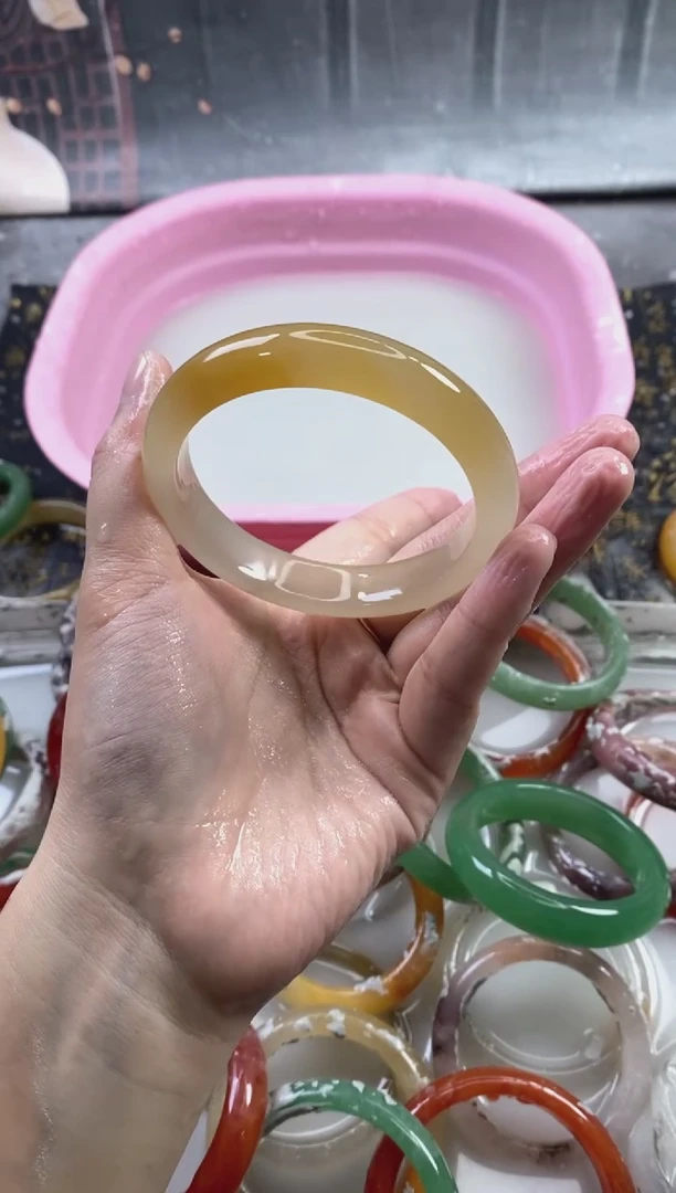 【闪购商品】石英质玉手镯未镶嵌103 6162