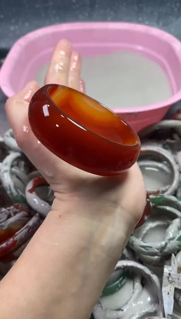 【闪购商品】石英质玉手镯未镶嵌193