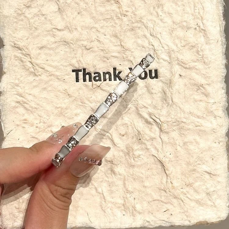 2024新款开口手镯爆闪蛇骨小众ins轻奢手饰女