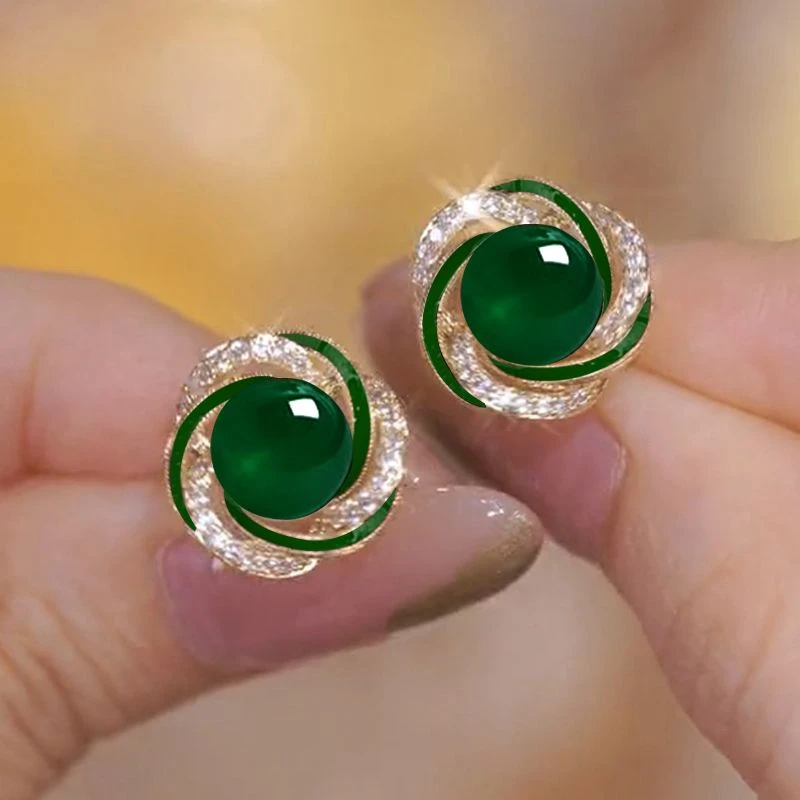 合金耳饰 合金耳饰 春夏新款绿色猫猫石耳钉精致小巧耳饰高级优雅