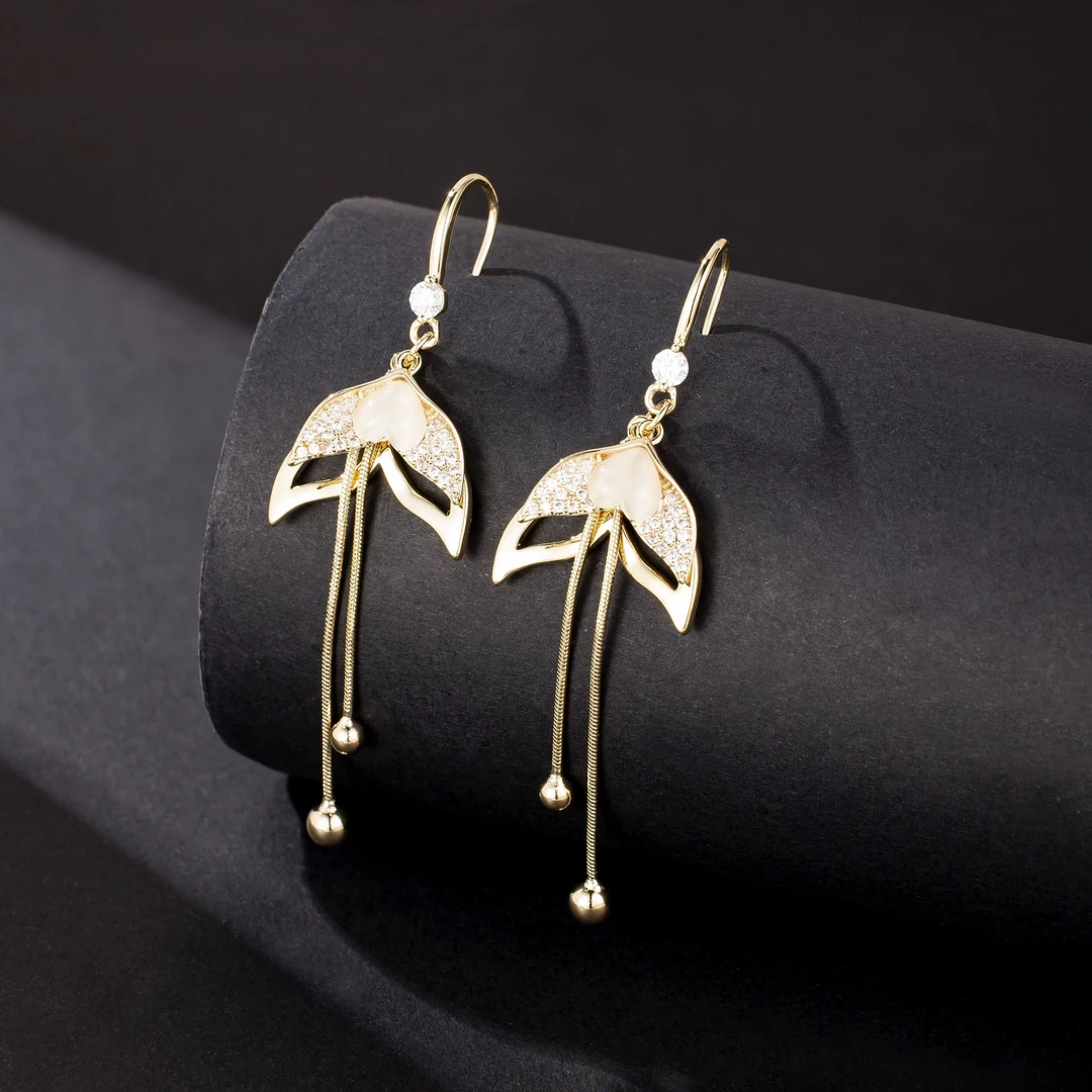 铜合金耳饰 气质轻奢百搭简约简约优雅精致网红设计师耳环F3094