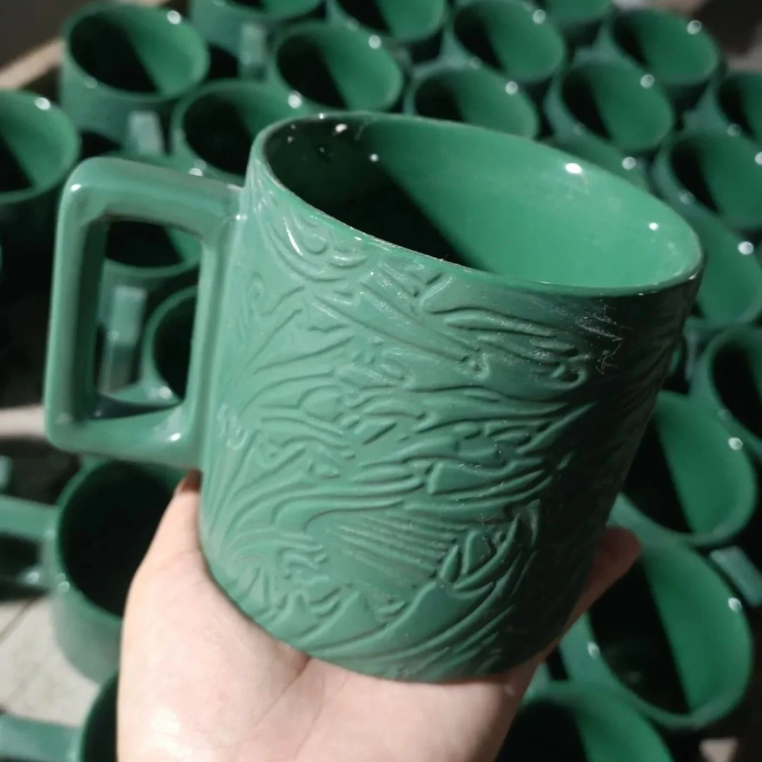 牛奶家用浮雕陶瓷杯子马克水杯大容量水杯早餐杯带把咖啡杯绿色