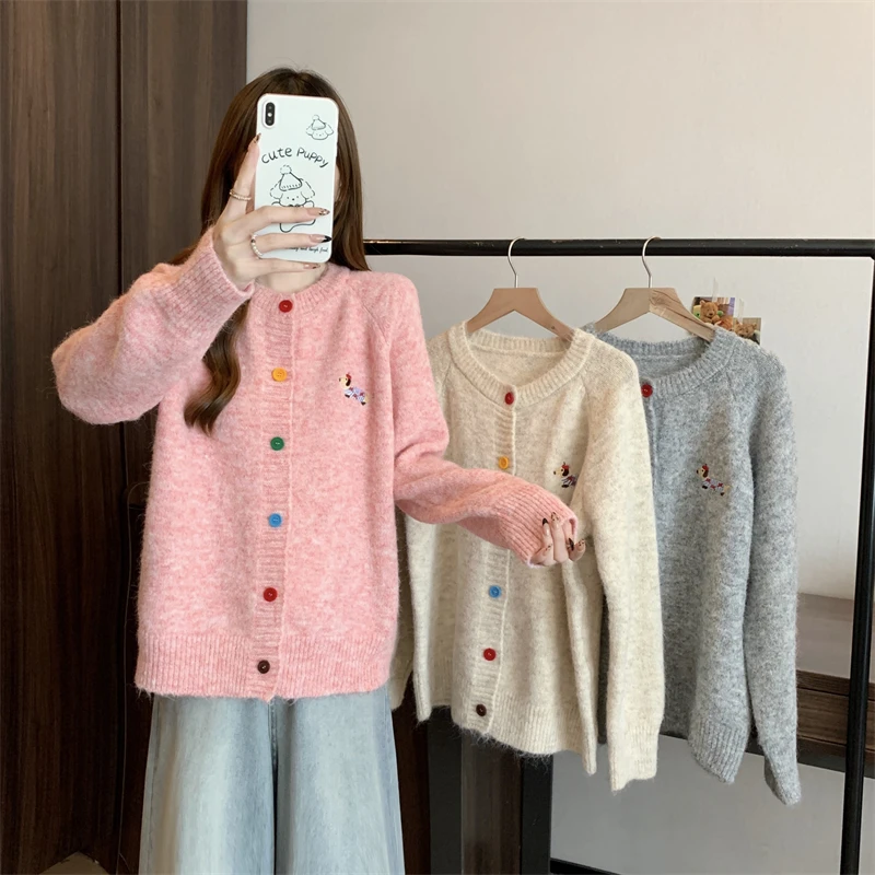 【草莓小小籽】2024新款大码时尚休闲彩色纽扣单排扣长袖毛衣女006