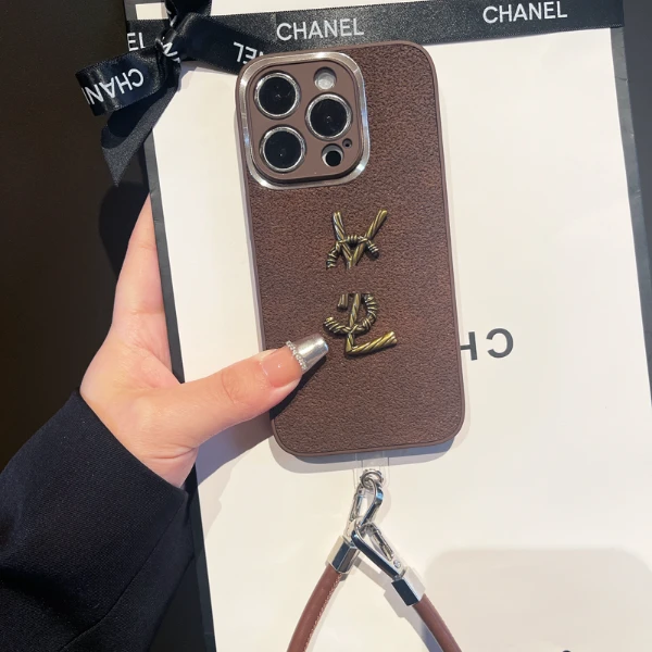 适用苹果华为荣耀oppo/vivo小米手机壳美拉德风皮质轻奢防摔手链