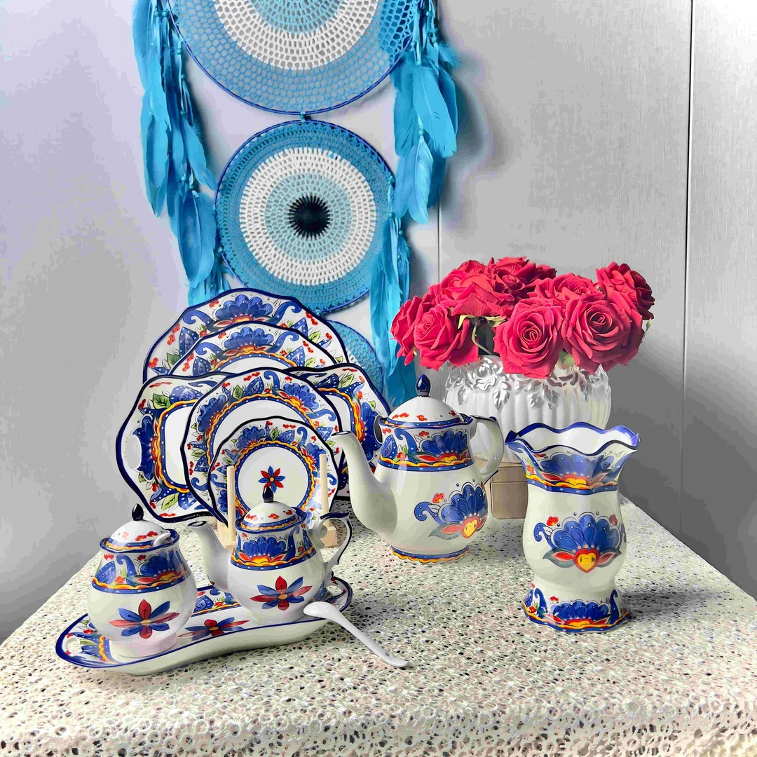 精美蓝白花纹陶瓷餐具套装欧式创意陶瓷手绘工艺品