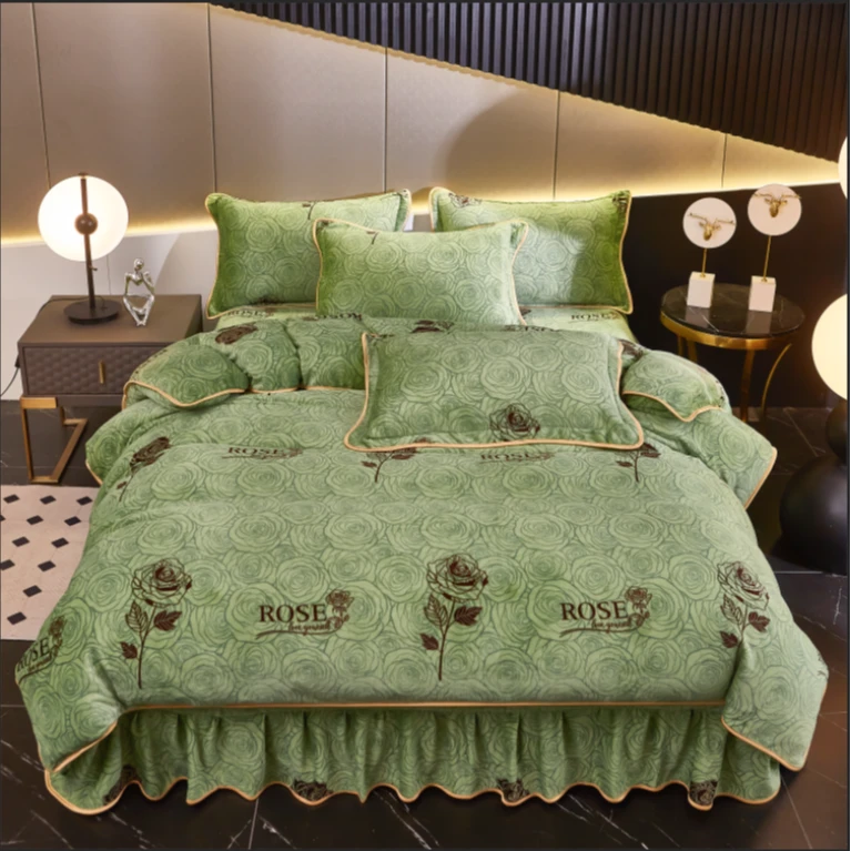 【工厂直销】高克重 加厚加绒保暖牛奶绒三件套四件套柔软细腻被套