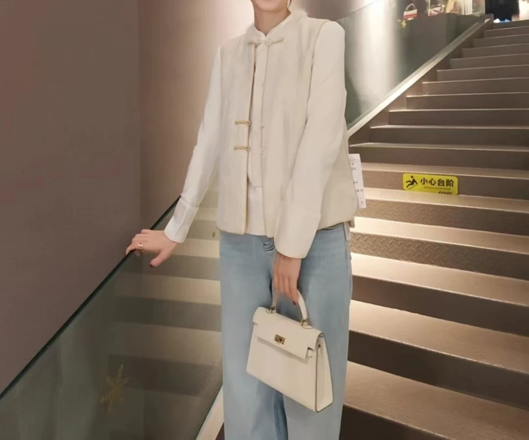 《ELFBOX》秋冬季时尚百搭显瘦日常气质新中式加棉纯色轻奢马甲2057